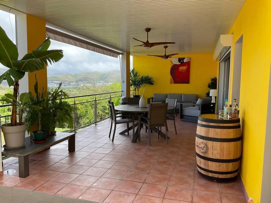Bas De Villa Piscine Petit Versailles Sainte Anne מראה חיצוני תמונה